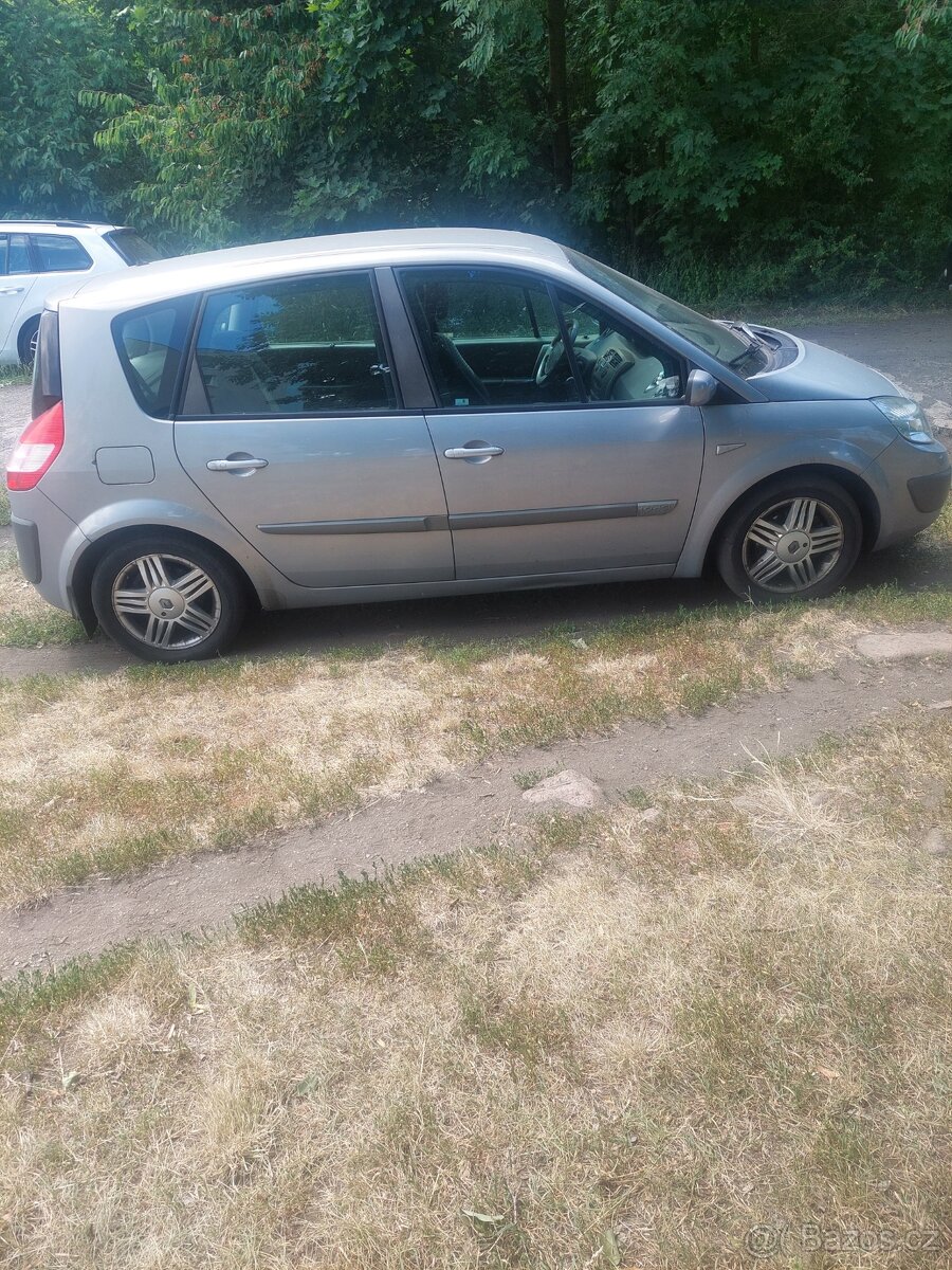 Renault Megane Scenic