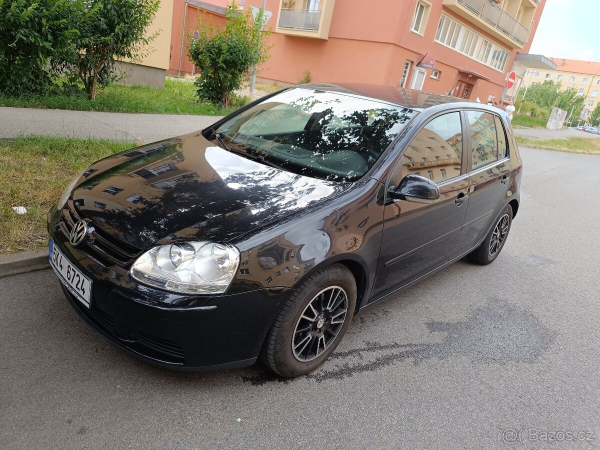 Volkswagen Golf 5 1.4 59 kW benzín