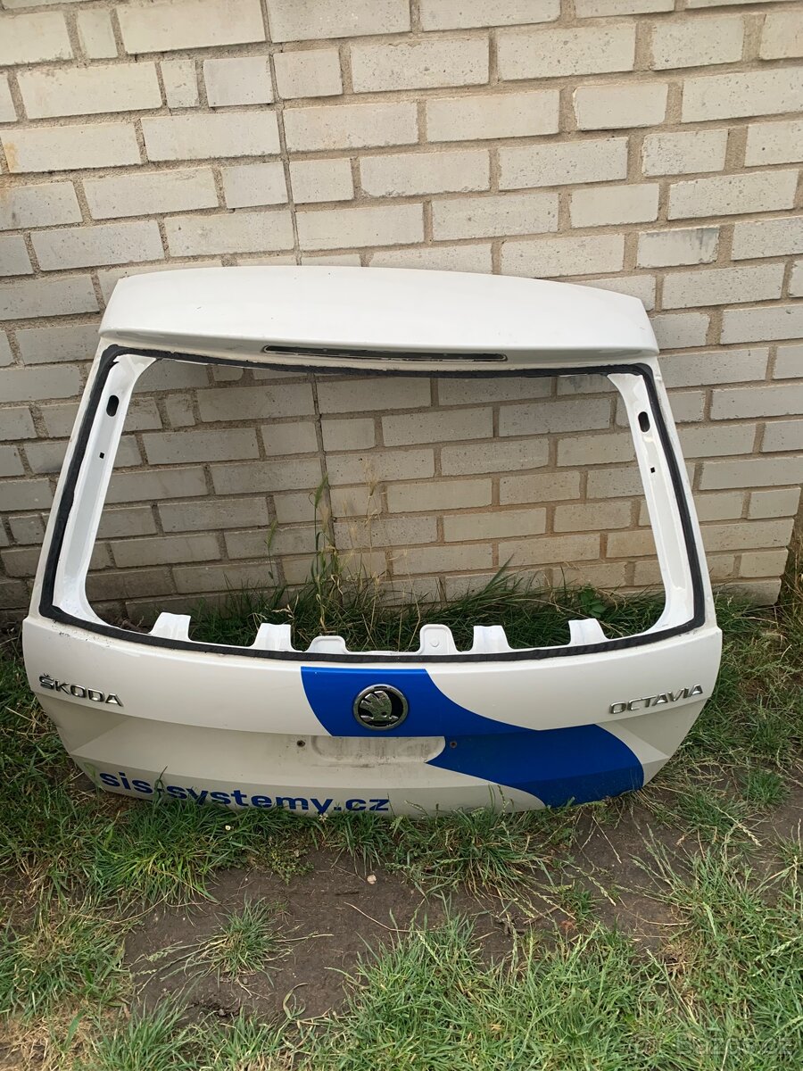 ŠKODA OCTAVIA 3 COMBI 5.DVEŘE