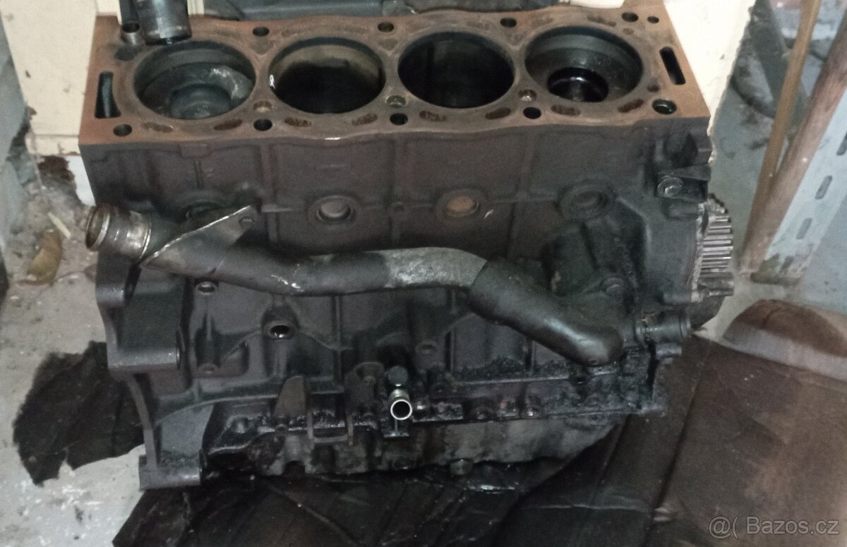 Blok motoru Ford 2.0l, 103kW, 1997cm3, typ QXWA