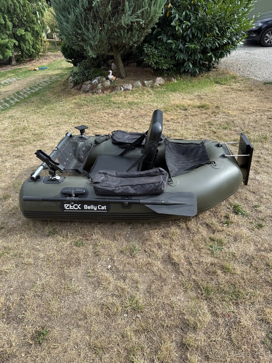 Prodám Zeck bellyboat + elektromotor Rhino CR30VF