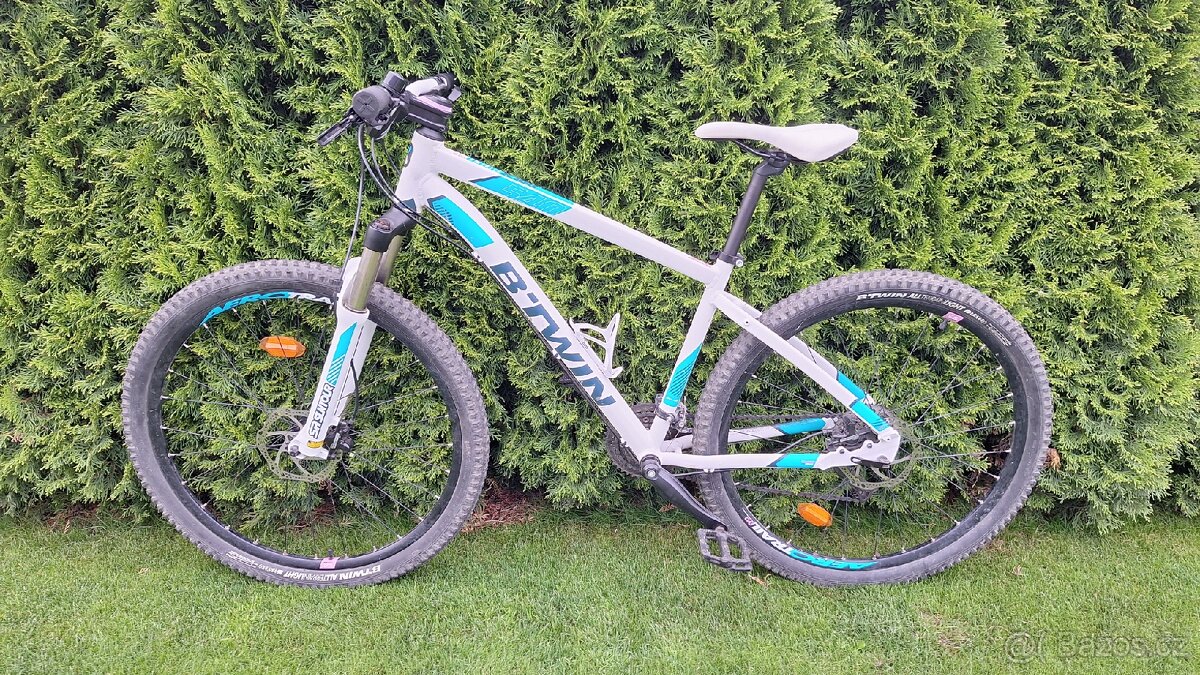 Horské/trekové kolo Rockrider 540