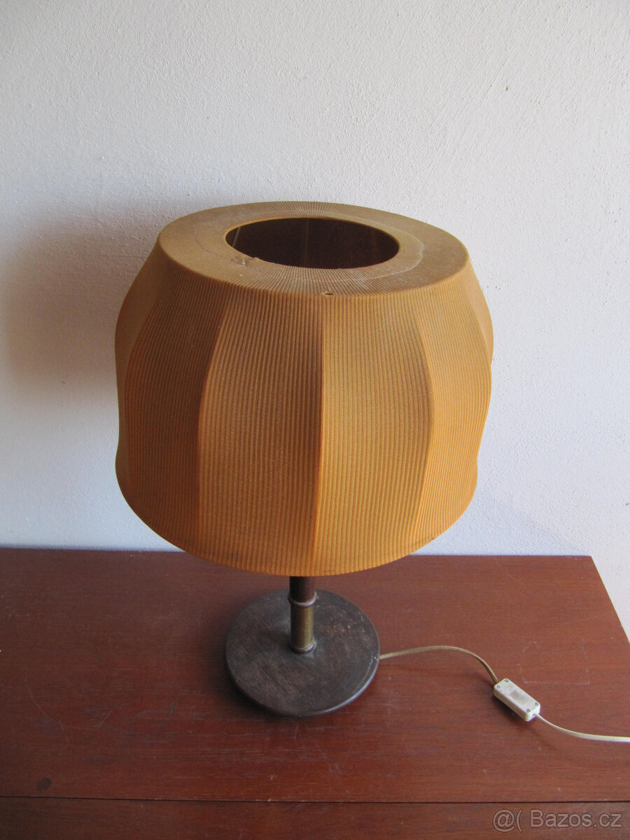 stolní lampa