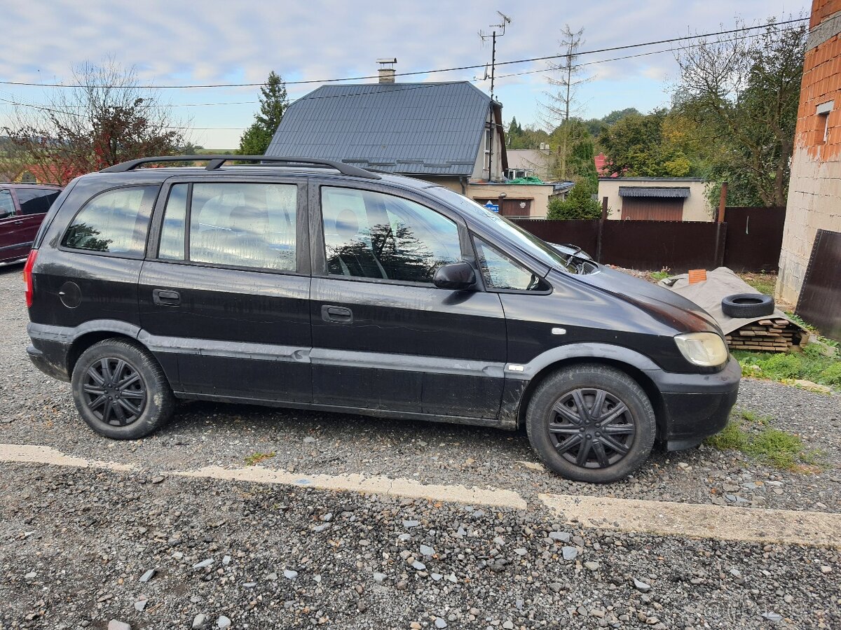 OPEL ZAFIRA 1.8 16V na NÁHRADNÍ DÍLY