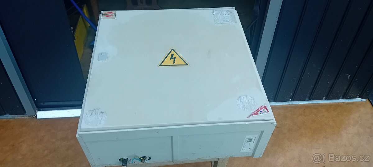 Elektro Skříň elektroměr rozvaděč