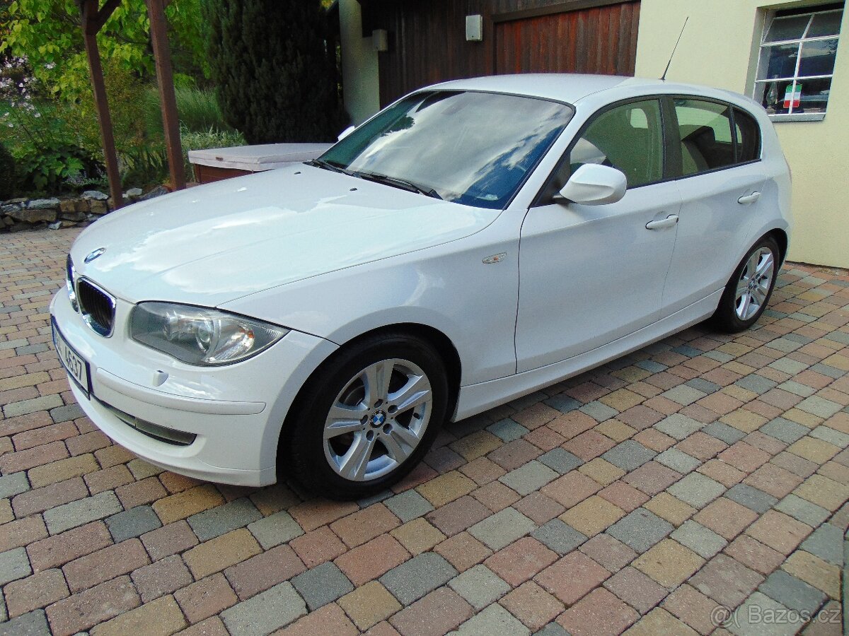 BMW 1 116i 2.0 benzin , 90kW, po servisu