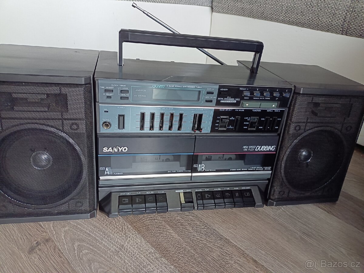Sanyo MW255L, radiomagnetofon retro 2 kazeťák