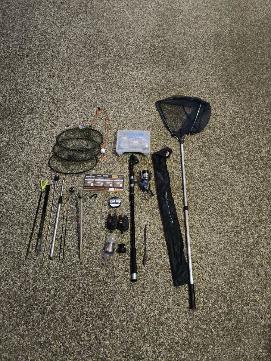 Kompletní rybářská sada pruty, podběrač a příslušenství