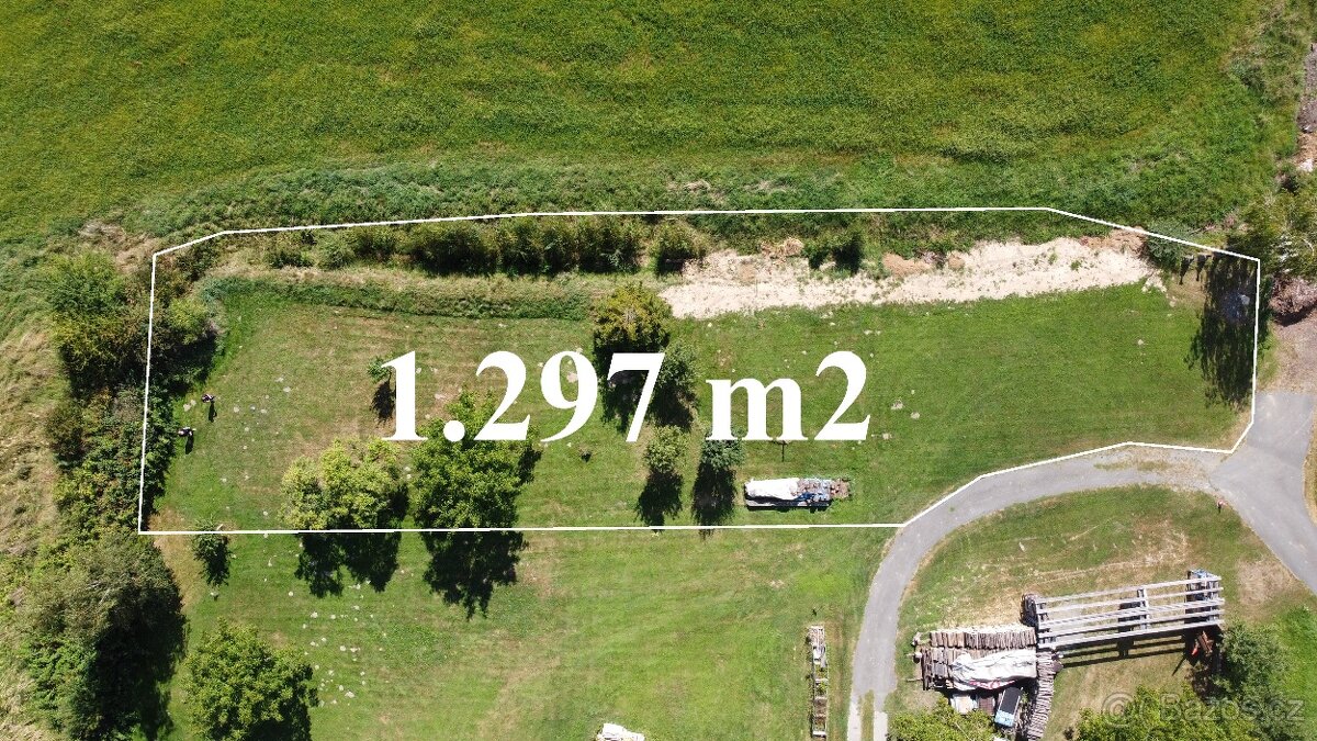 Prodej stavebního pozemku, Polom, 1.297 m2