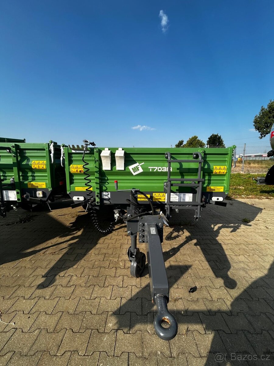 Prodej skladu Jednonápravový přívěs T703A 3,8t