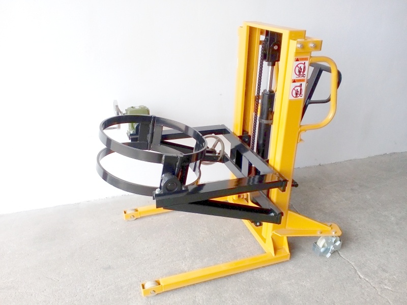 Ruční vysokozdvižný vozík na sudy