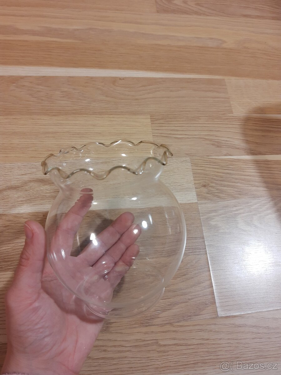Skleněná váza