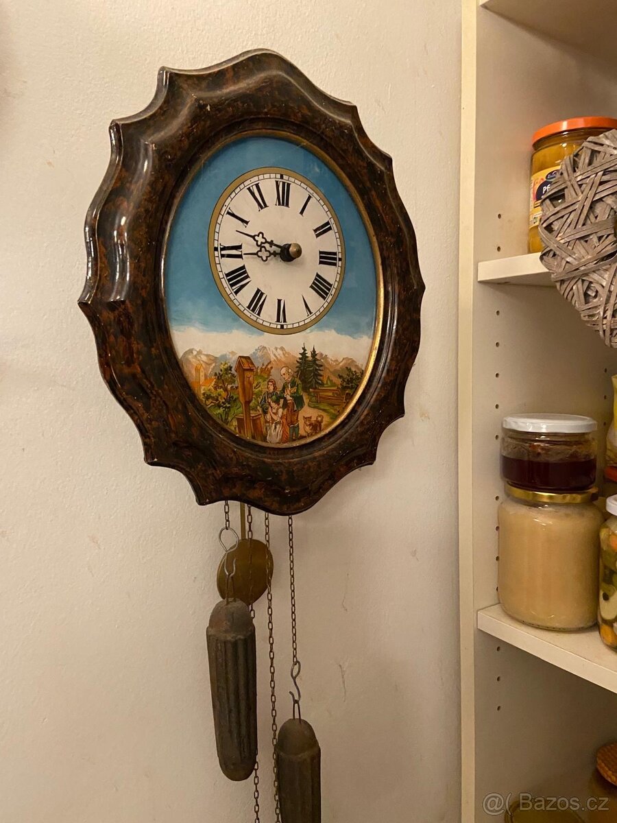 Nástěnné hodiny Schwarzwald