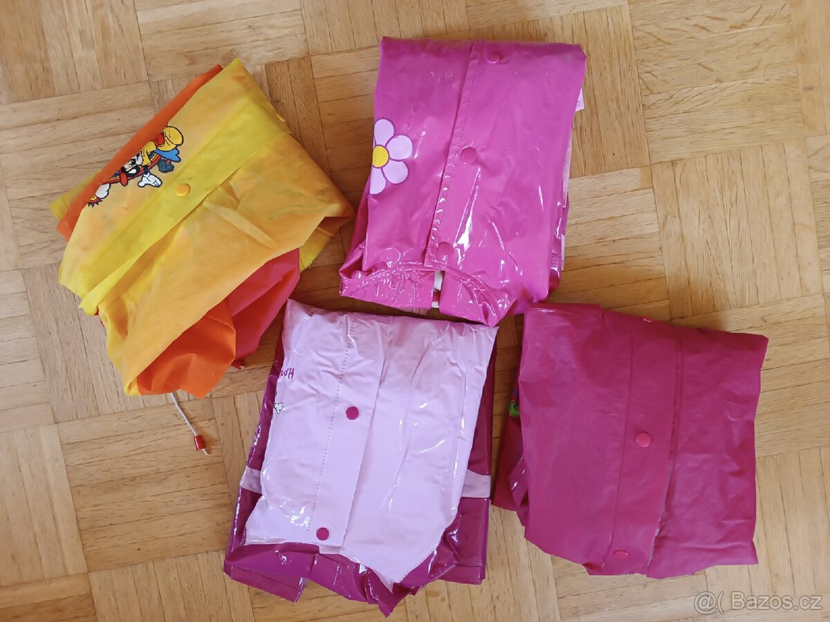 Pláštěnka, pláštěnky dívčí 98 - 104