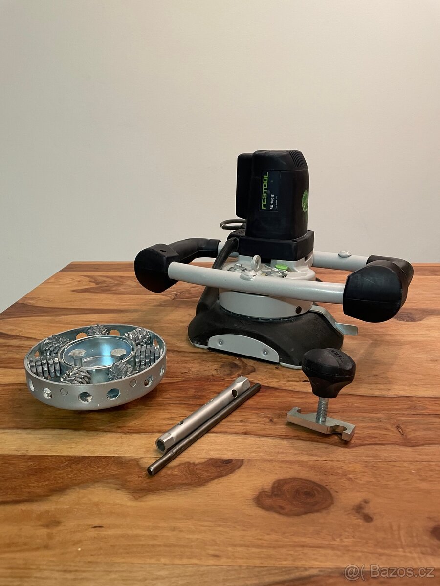 Sanační frézka Festool RG 150 E + podlahové vedení
