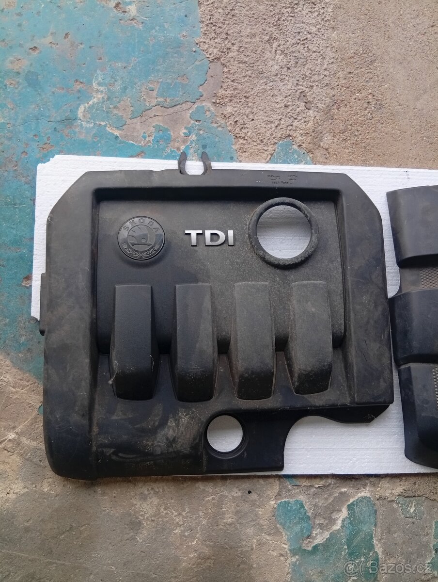 Kryt motoru škoda Octavia 2 1.9 TDI 77kw