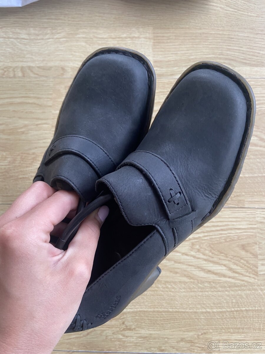 Boty na klínku vel. 36 Dr. Martens
