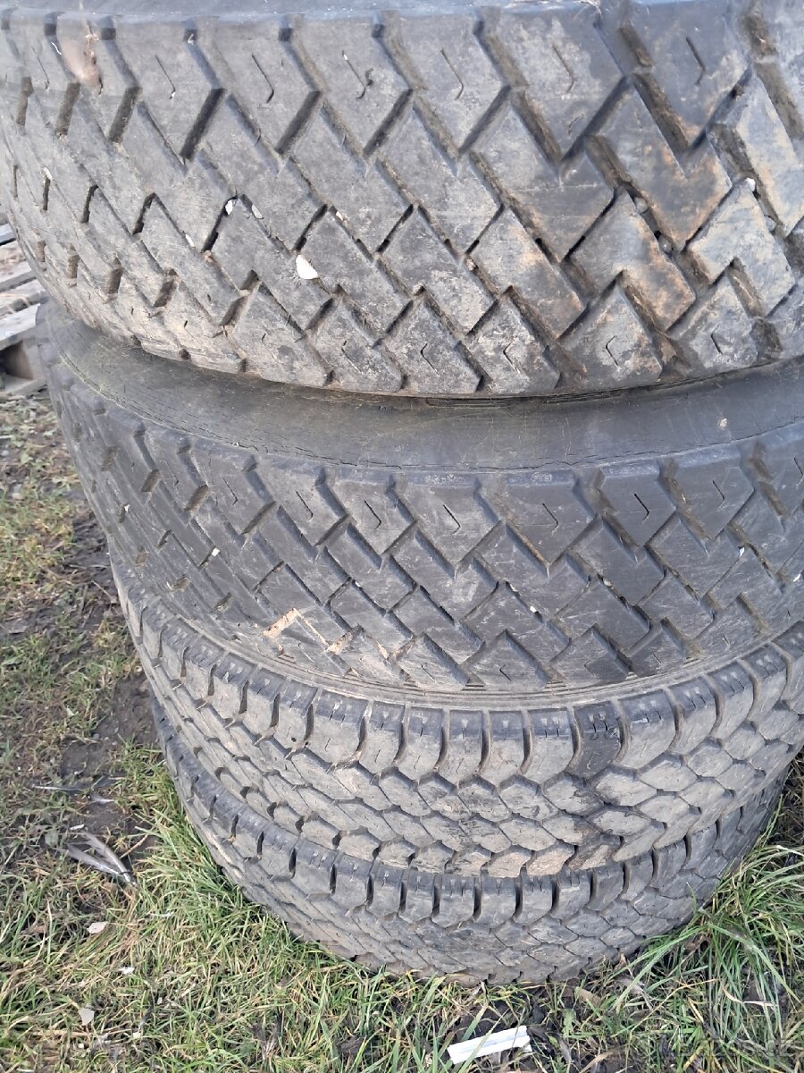 Prodám pneu avia furgon