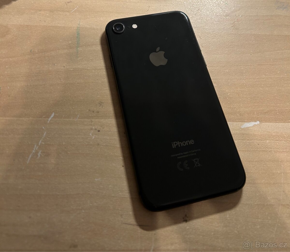 iPhone 8 + kryt