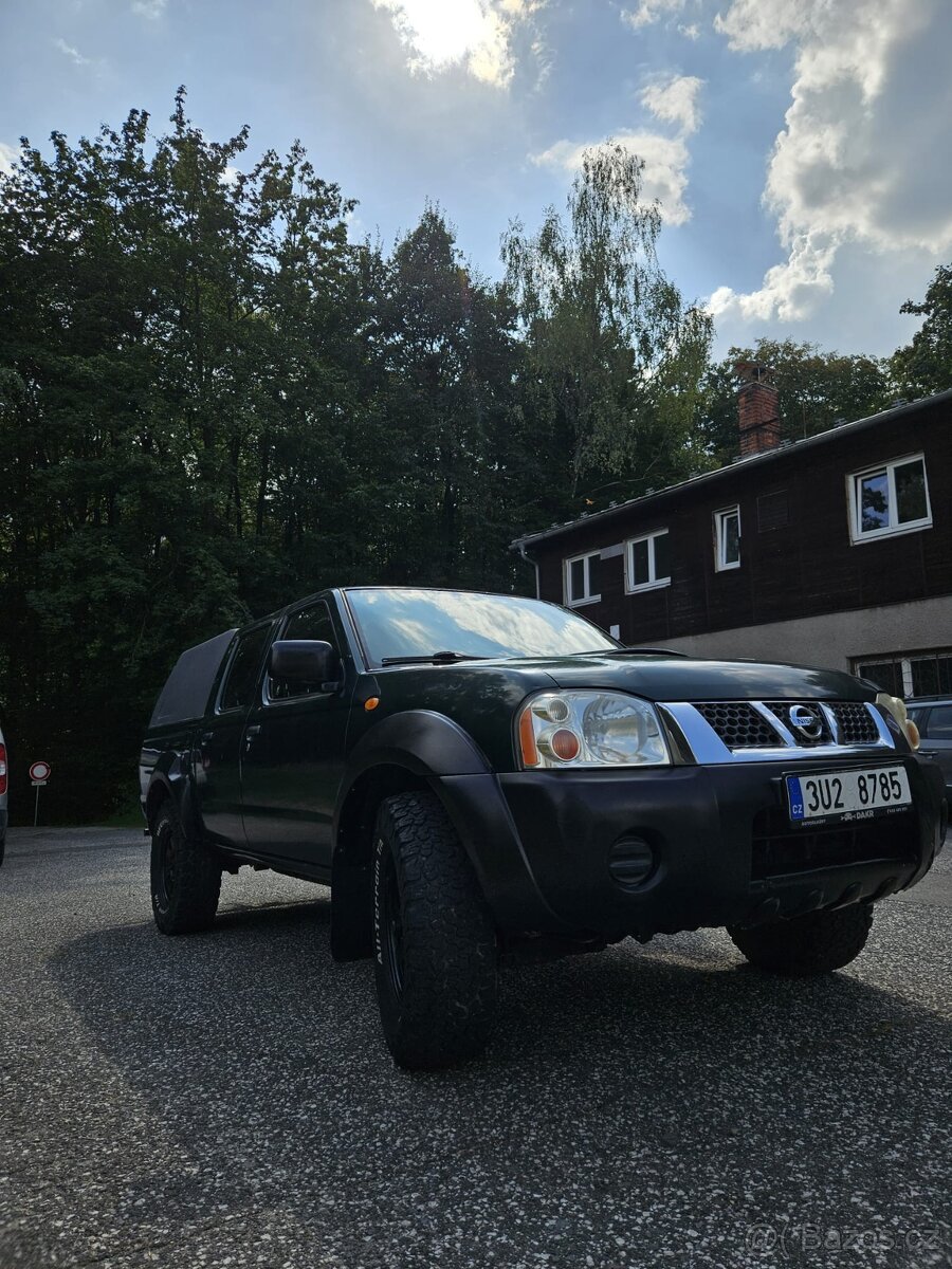 Nissan Navara D40