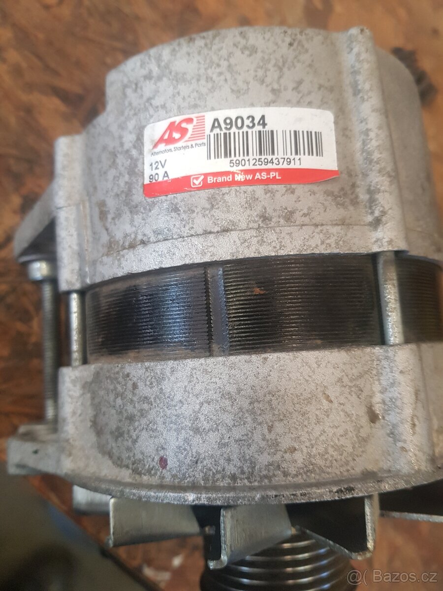 Alternátor 90A škoda felicie