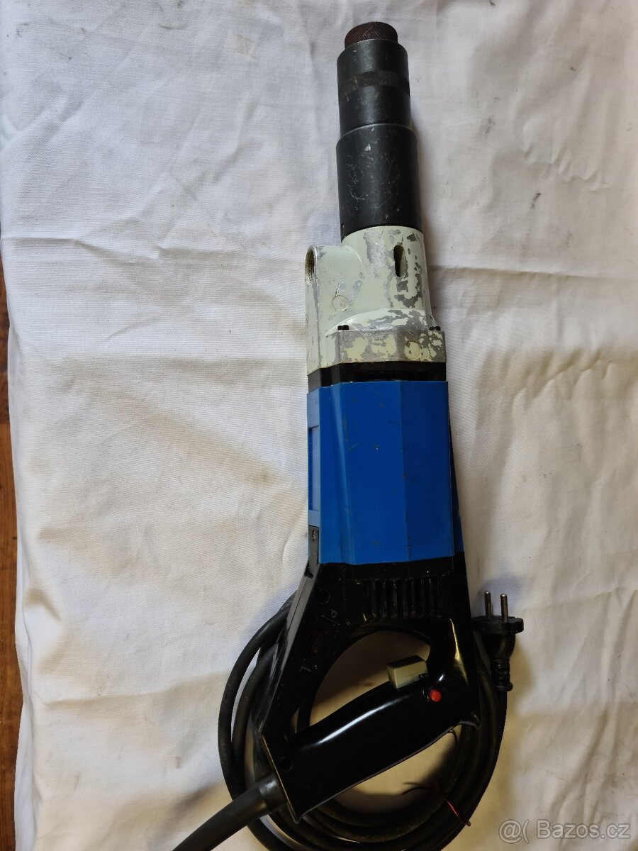 Elektrický šroubovák NAREX EŠ 212D.