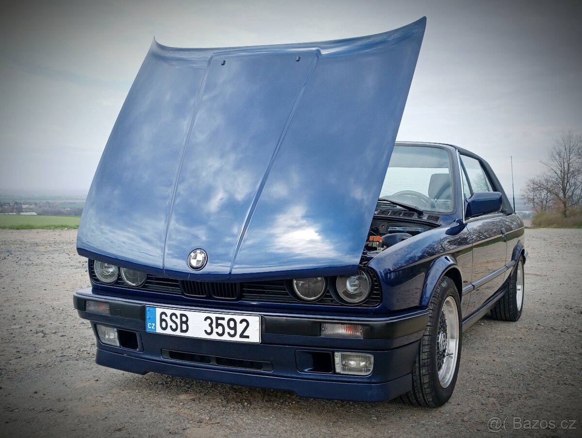 BMW E30 325i cabrio