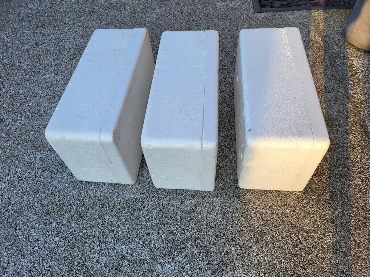 Polystyrenové chladící boxy 3 ks