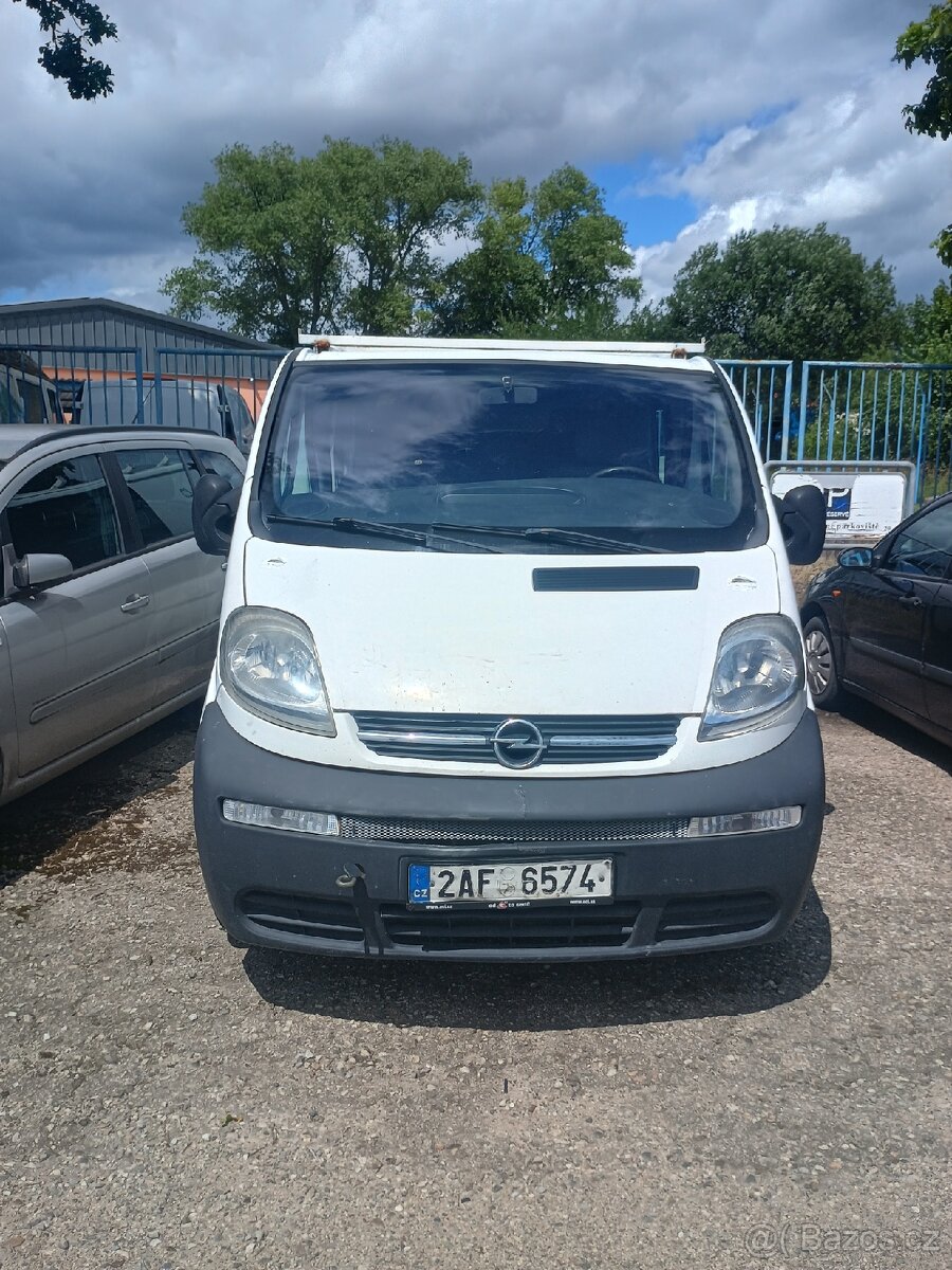 Opel vivaro 1.9dci 74kw