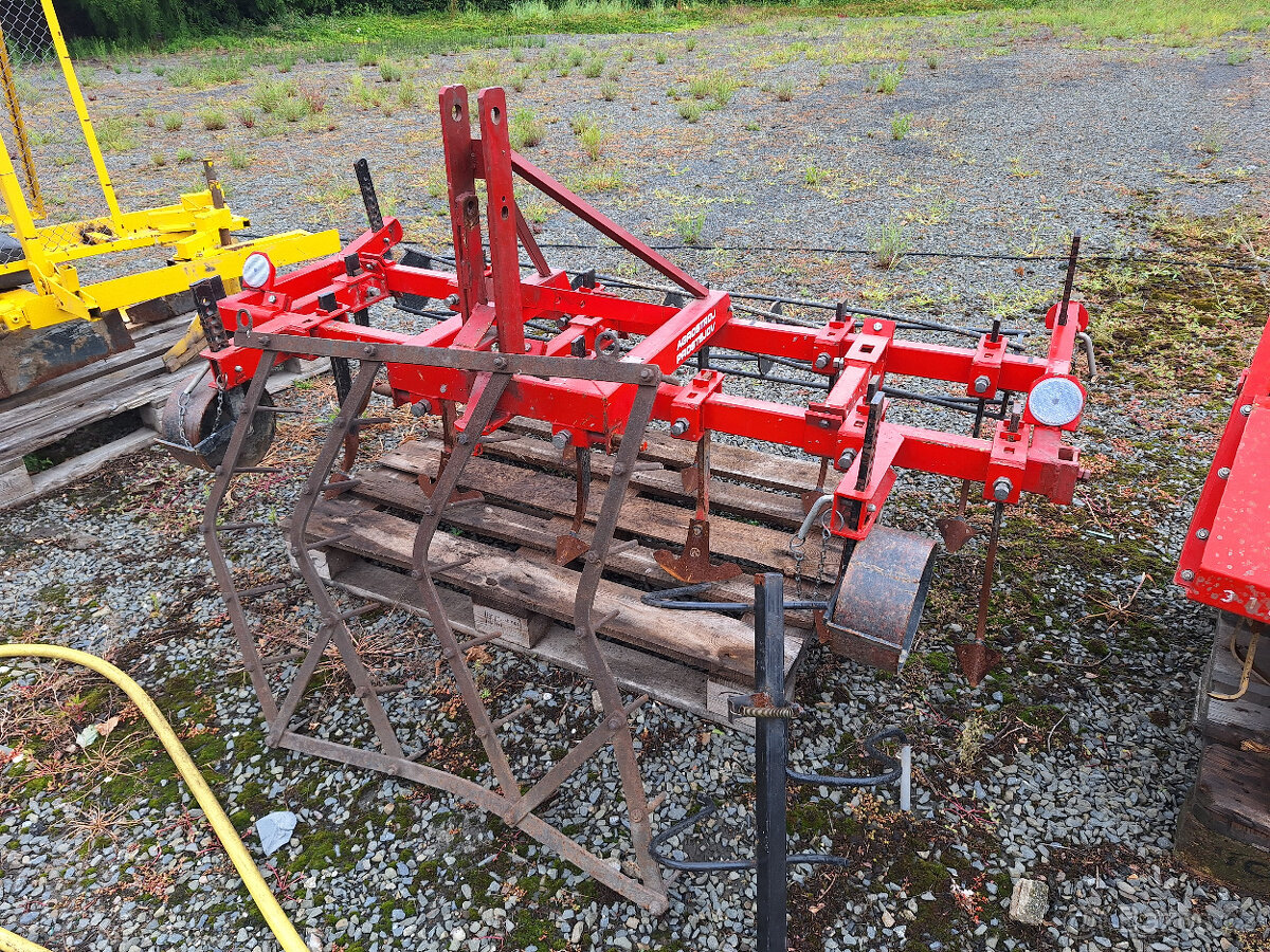 Radličkový kypřič za MT8-050, výrobce Agrostroj PV,