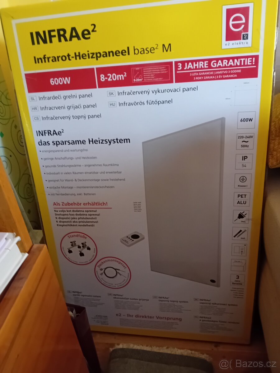 Infračervený topný panel