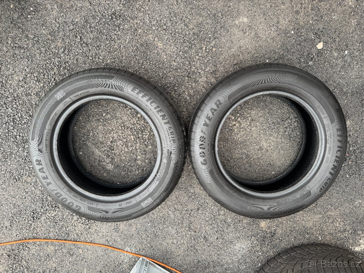 Pneumatiky/Gumy/Pneu 205/65R16 2X GoodYear