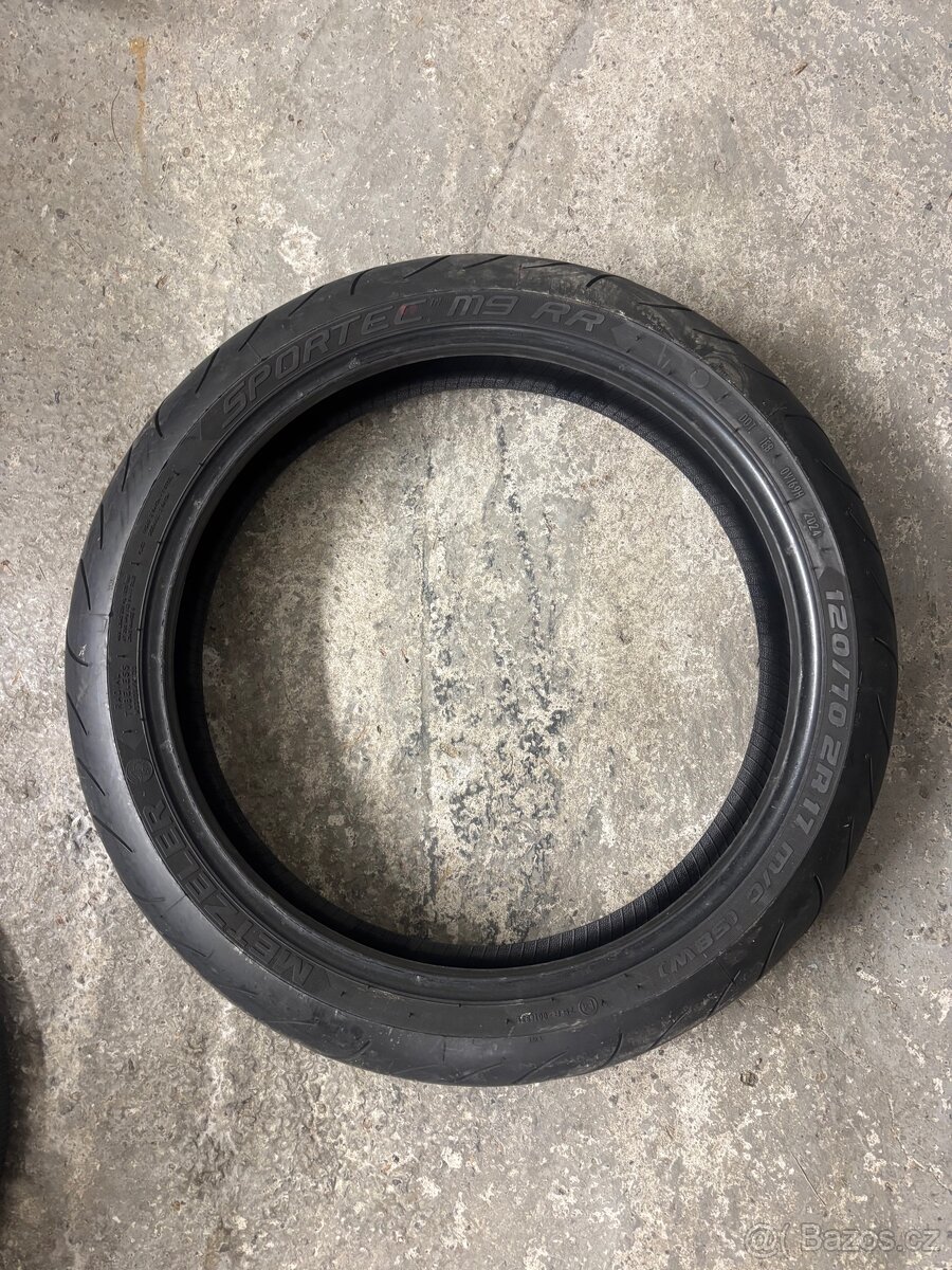 METZELER SPORTEC M9 RR 120/70 ZR 17 m/c (58W)