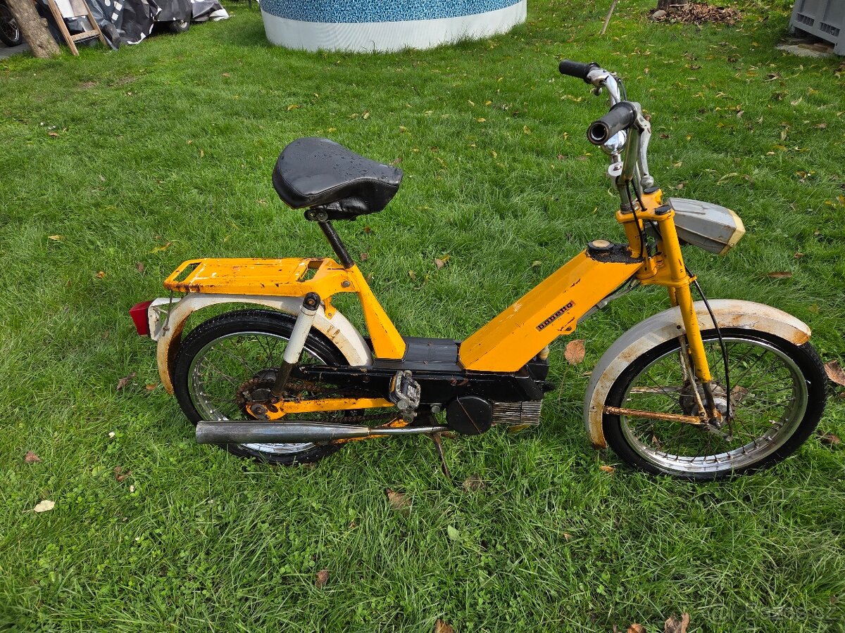 Babetta 207 s kartičkou, žlutá originální, úzká řídítka 9.