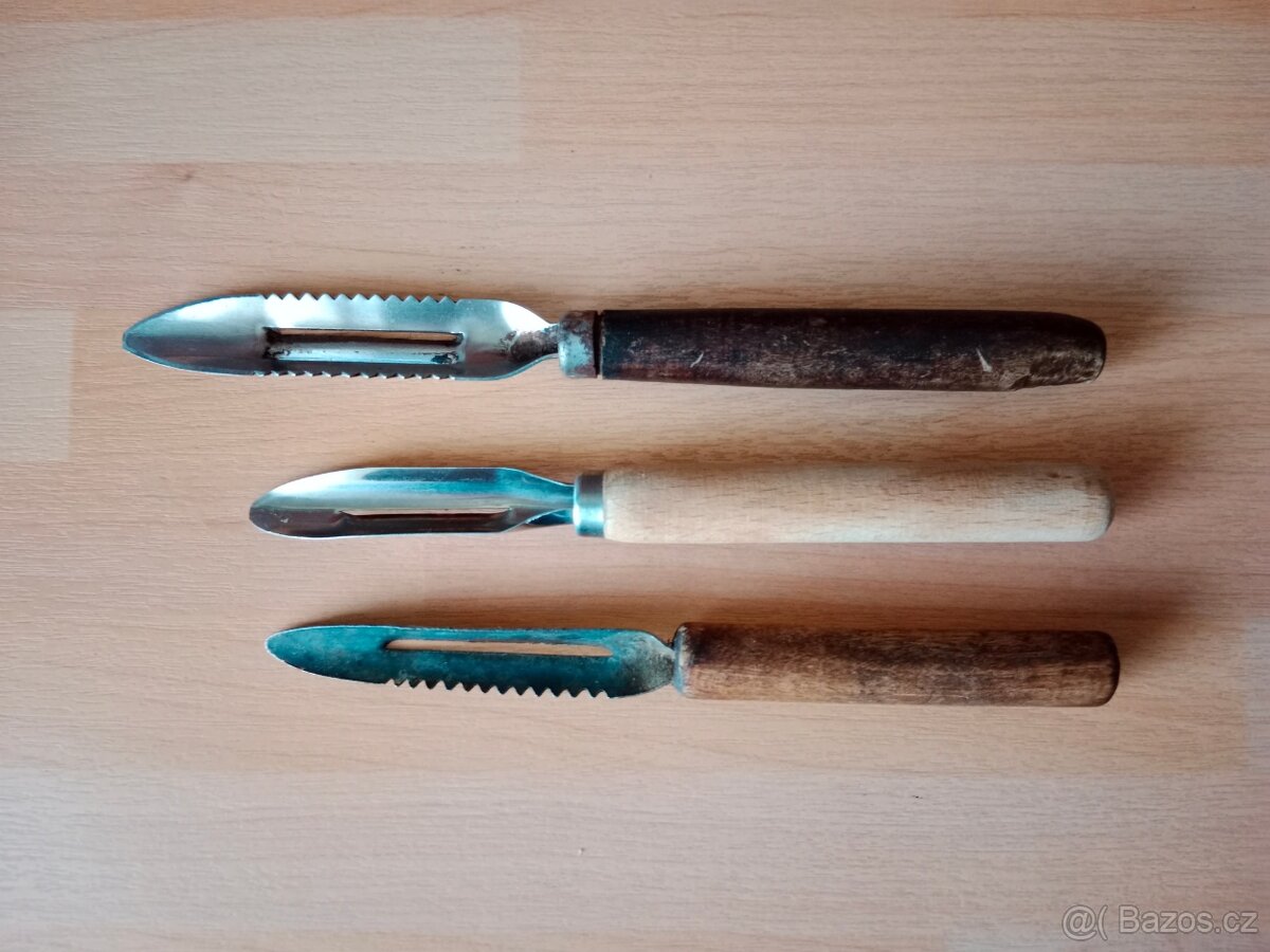 STARÉ ŠKRABKY - 3 KS