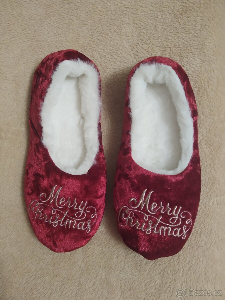 NOVÉ přezůvky dámské vánoční s kožíškem