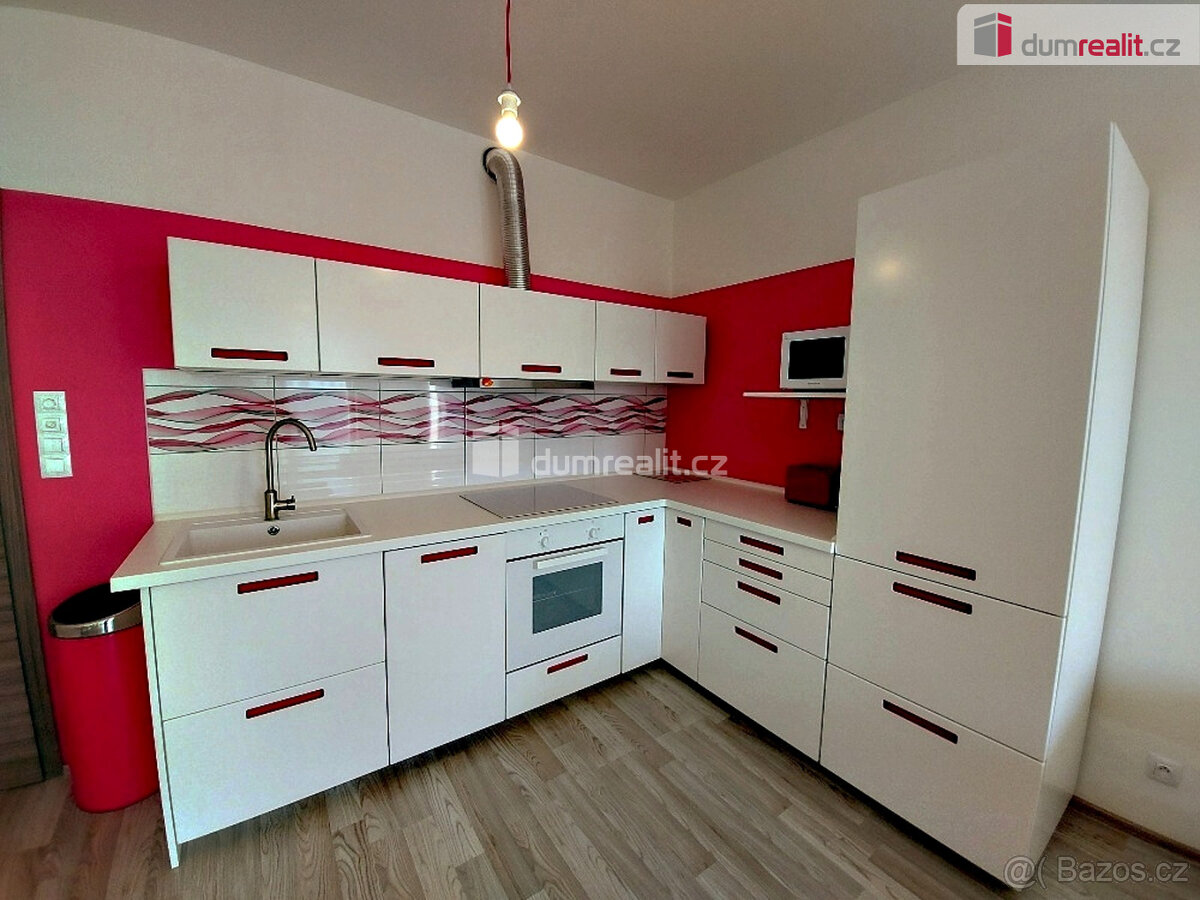 Byt 1+kk+B, Praha_Letňany_Kadečkové, 37 m2