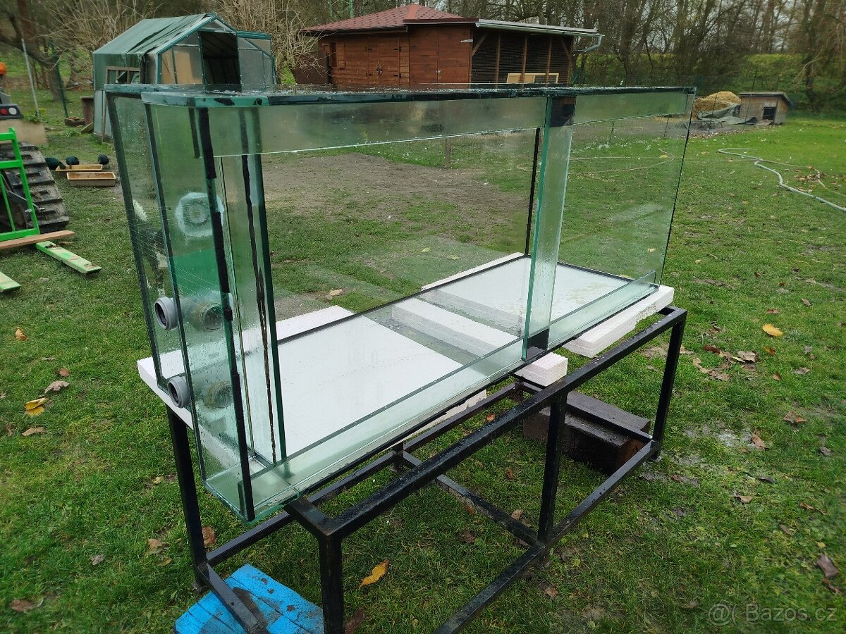 Akvárium 500 s filtrem