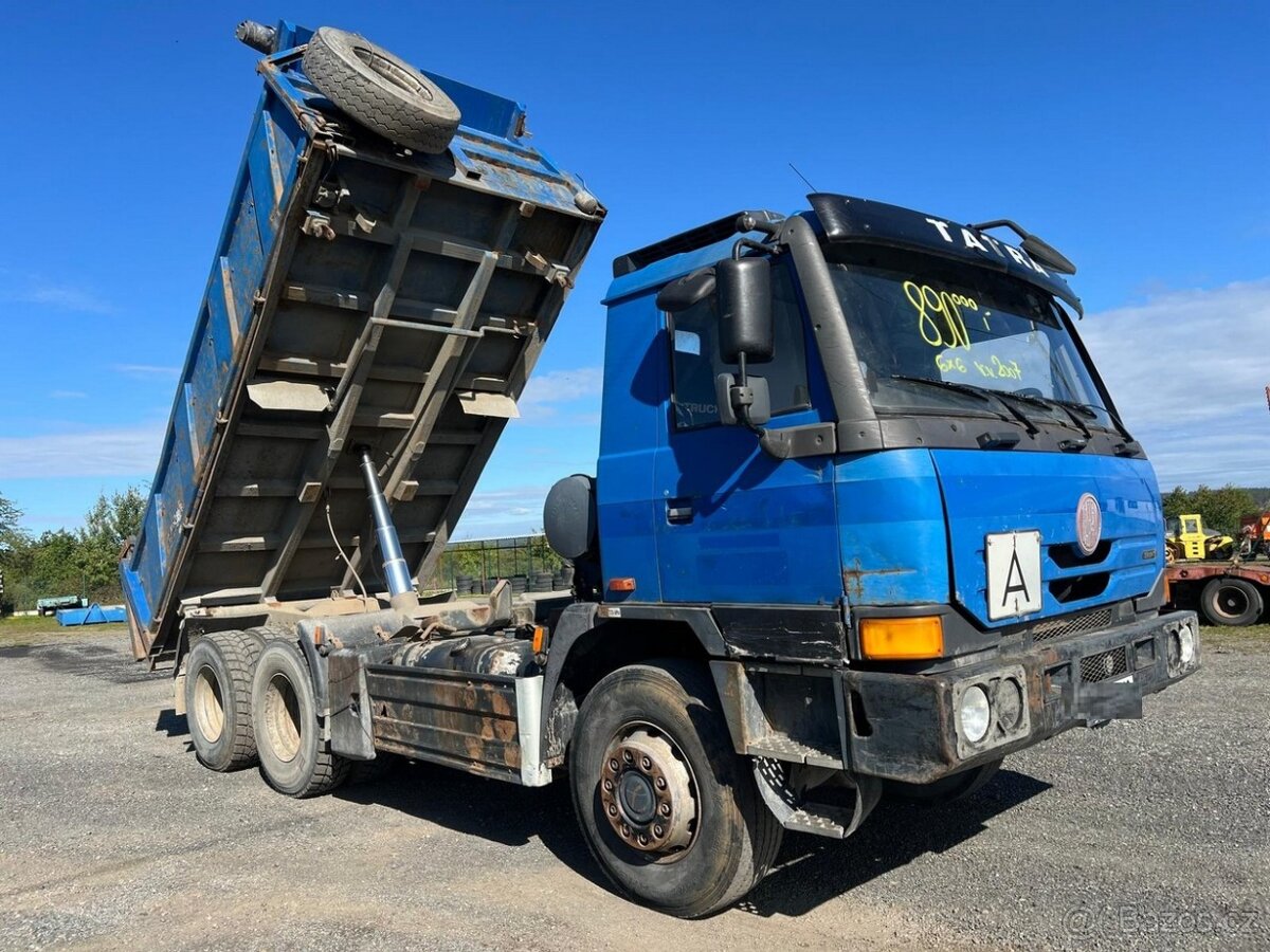 TŘÍSTRANNÝ SKLÁPĚČ TATRA TERNO