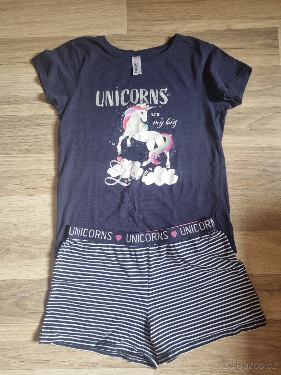 Dívčí pyžamo 146/152cm