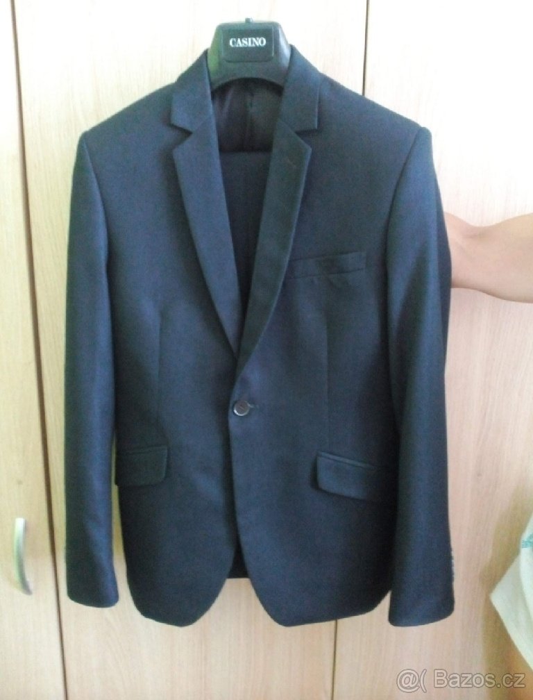 Pánský oblek