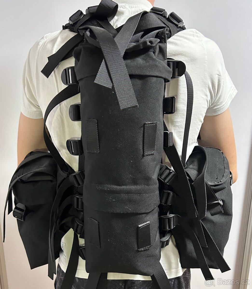 Taktická vesta tzv. velbloud zn. MFH