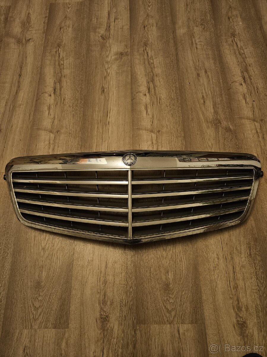 Maska Mercedes-Benz W212 (2009)