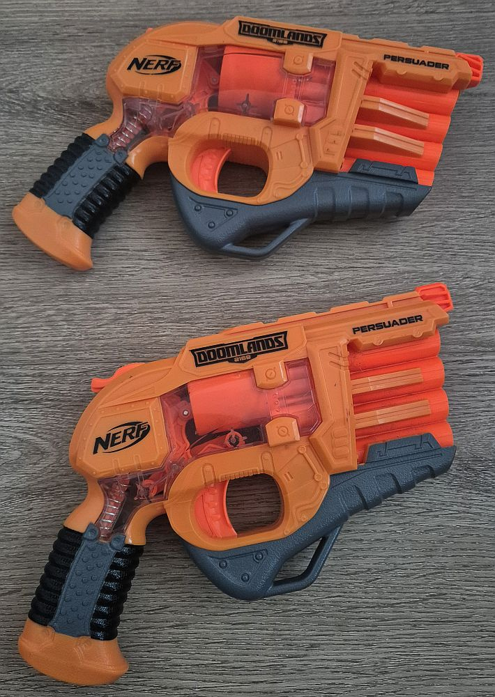NERF PISTOLE Doomlands Persuader 2x