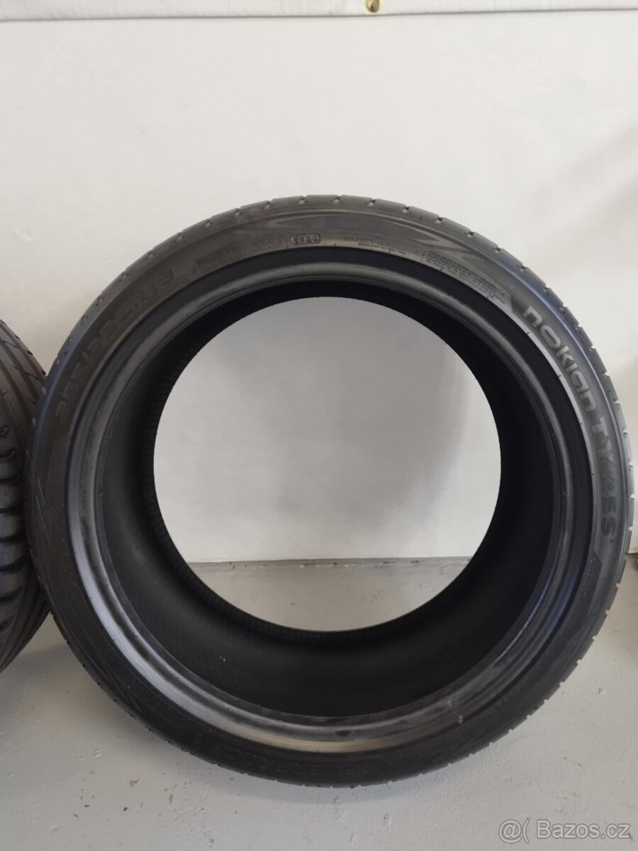 255/35/19 Letní pneu