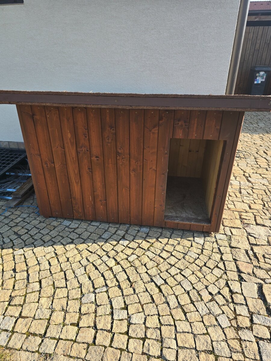 Psí bouda zateplená s předsíňkou