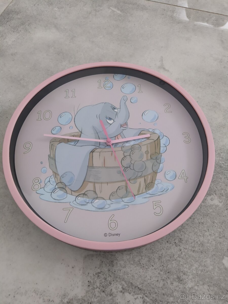 Nové nástěnné dětské hodiny Disney (Růžové Baby)