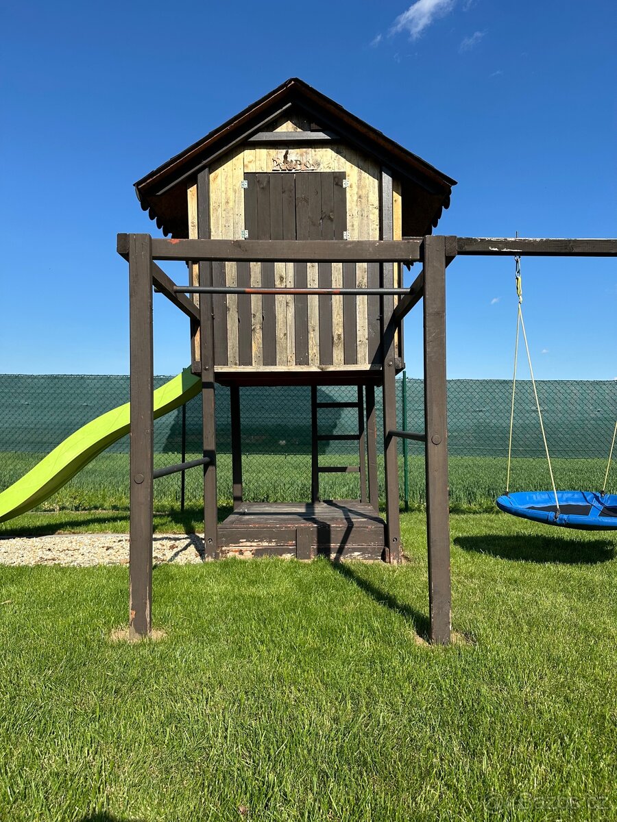 Dětský zahradní domek