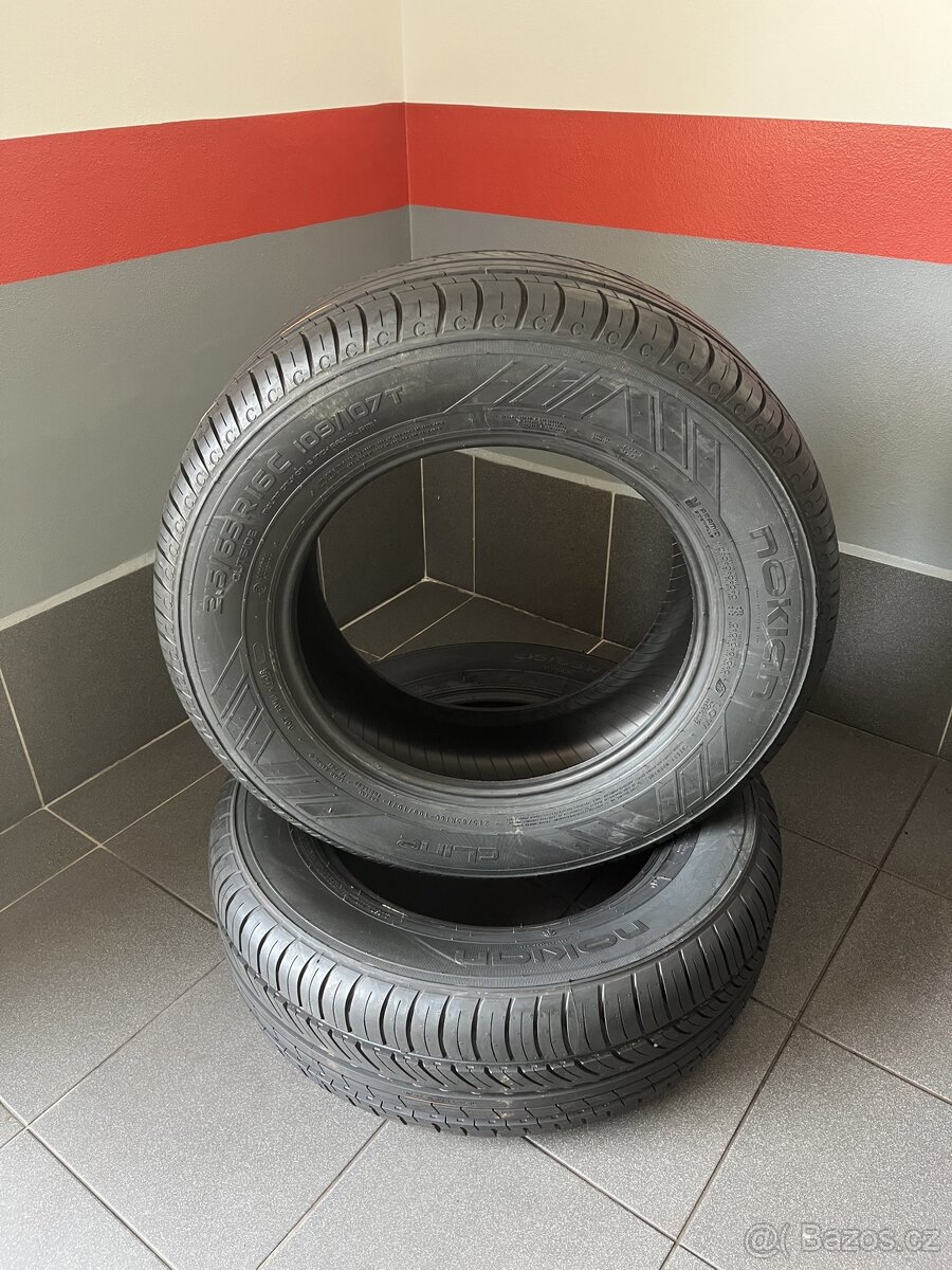 Nokian CLINE 215/65/16