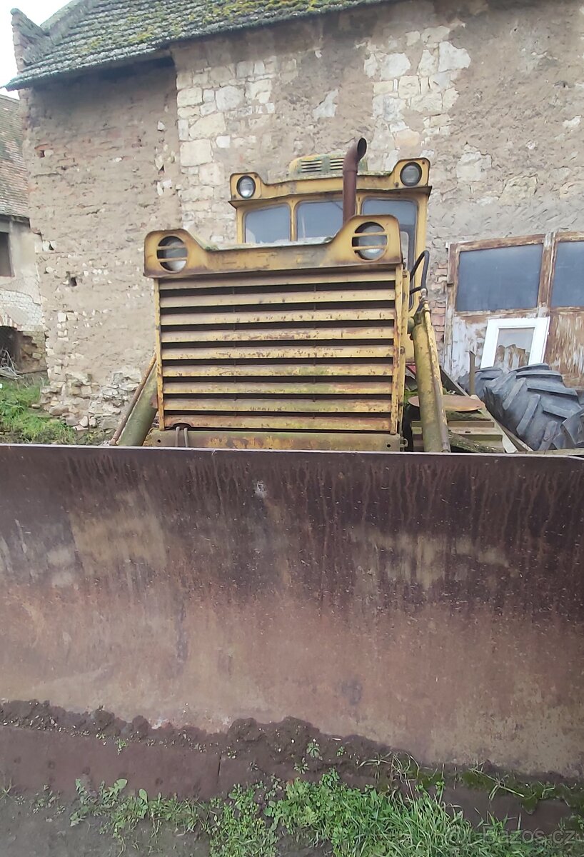 Pásový nakladač